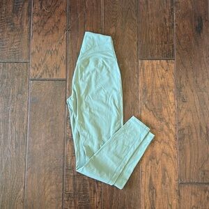 Buff bunny leggings - perfect condition!